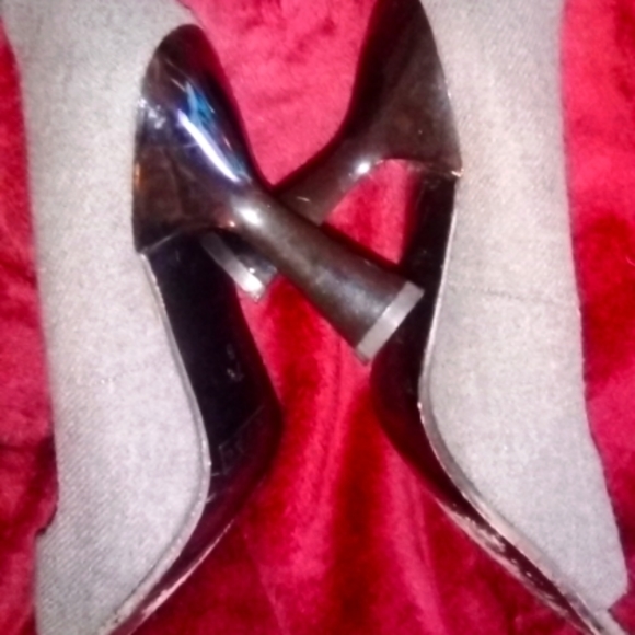 Shade of GREY .By HyPE size 7.5 Heel 👠 and Open Toe - Picture 2 of 5